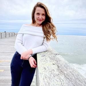 Meet your Posher, Bri